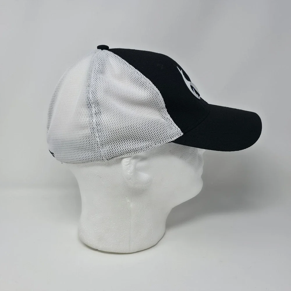 Realtree Outdoor Cap Hat Stretch Fit Size S/M Black White Mesh Mens Rubber Patch